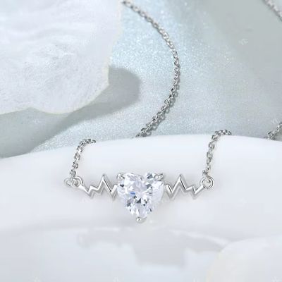 ياسفيتي 925 من الفضة الفاخرة قلادة ضربات القلب شكل القلب 8A زيركون مكعب المجوهرات النسائية الجميلة للهدايا