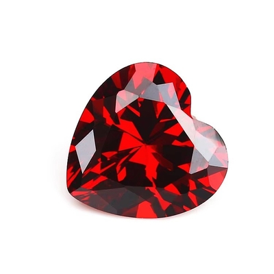 الألوان CZ Moissanite الماس القلب قطع 3x3mm 4x4mm Zirconia مكعب صناعي