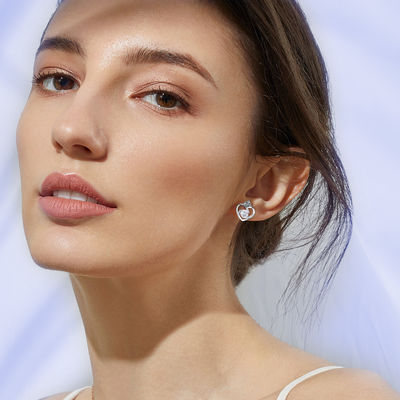 11x9.5mm 1.5g أقراط من الفضة الإسترليني على شكل قلب 3A مرصعة على شكل قلب من الفضة SGS